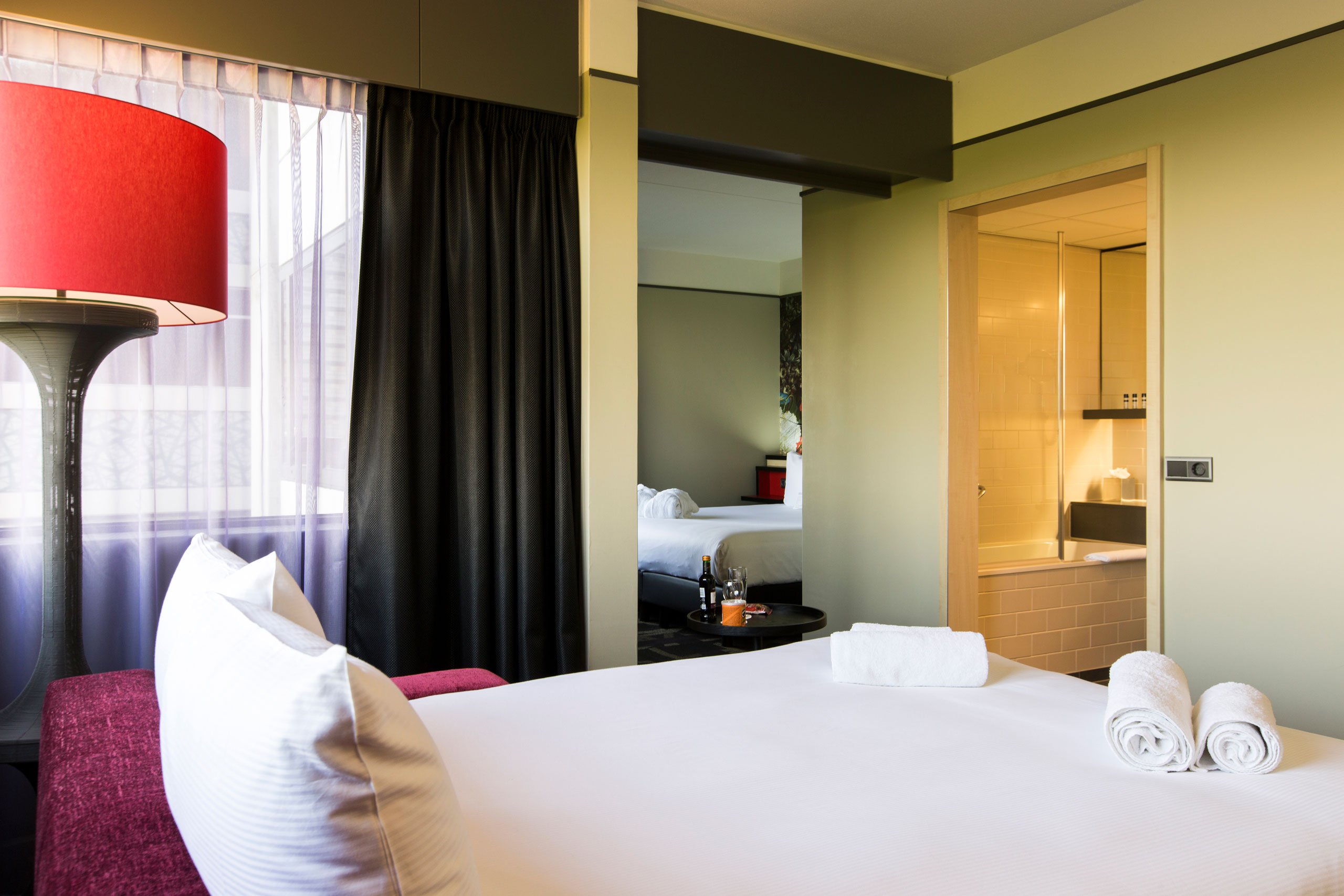 Stay In The Junior Suite Family Room, Twin Vs Full Size Bed Dimensions In Feet Munich